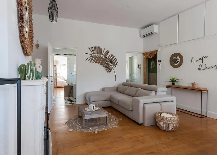Apartment Lesehan Mortes Vue Remparts *